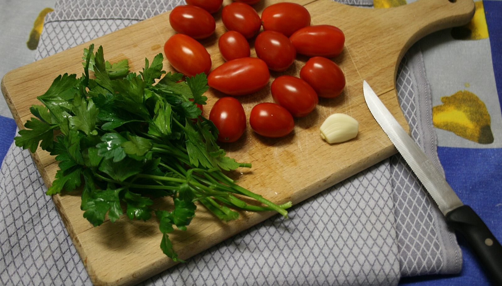 Aglio, prezzemolo e olio extravergine di oliva
